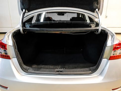 Used 2015 Nissan Sentra SL w/ SL Premium Package FWD image 44