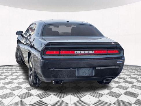 Used 2014 Dodge Challenger SXT w/ Super Sport Group (SS/T) image 18