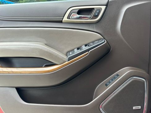 Used 2019 GMC Yukon Denali w/ Denali Ultimate Package RWD image 14