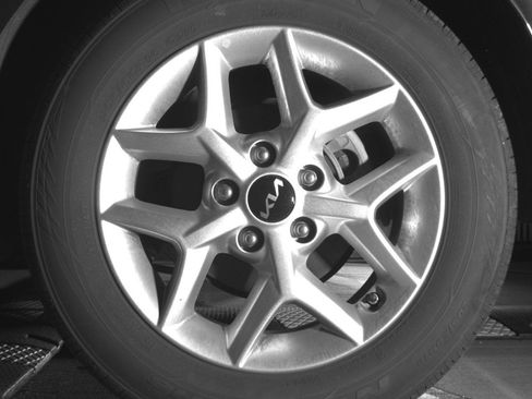 Used 2025 Kia Soul LX w/ LX Technology Package FWD image 14