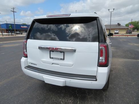 Used 2018 GMC Yukon Denali w/ Open Road Package AWD/4WD image 6