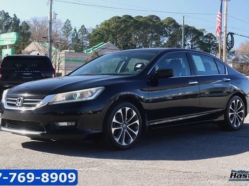 Used 2015 Honda Accord Sport image 3