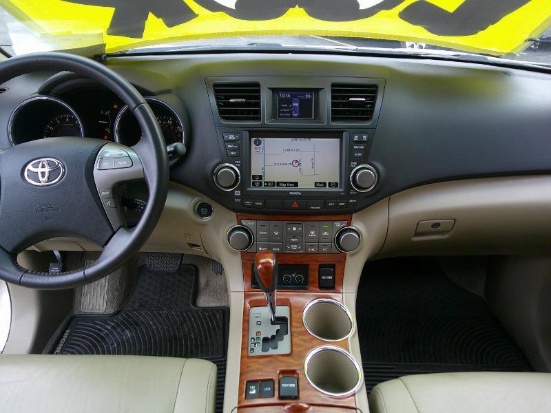 Used 2008 Toyota Highlander Limited AWD/4WD image 13