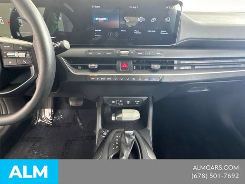 Used 2025 Kia K4 FWD image 31