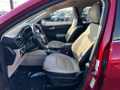 Certified 2020 Ford Escape Titanium image 6