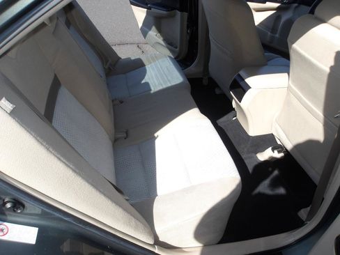 Used 2012 Toyota Camry LE FWD image 11