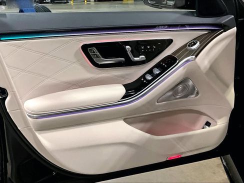 New 2025 Mercedes-Benz S 63 AMG S image 12