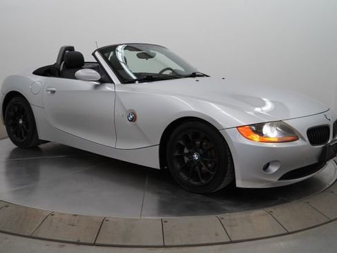 Used 2003 BMW Z4 2.5i image 10