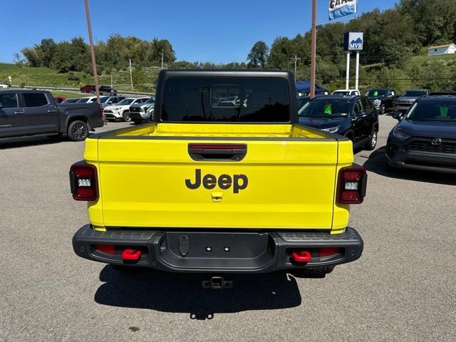 Used 2023 Jeep Gladiator Rubicon w/ LED Lighting Group AWD/4WD image 18