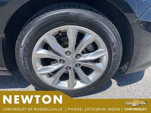 Used 2020 Chevrolet Malibu LT FWD image 35