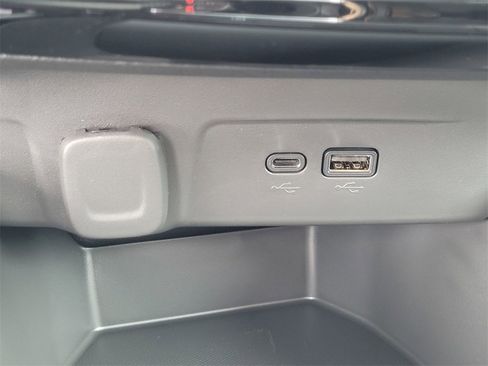 New 2026 Chevrolet Trax LT image 16