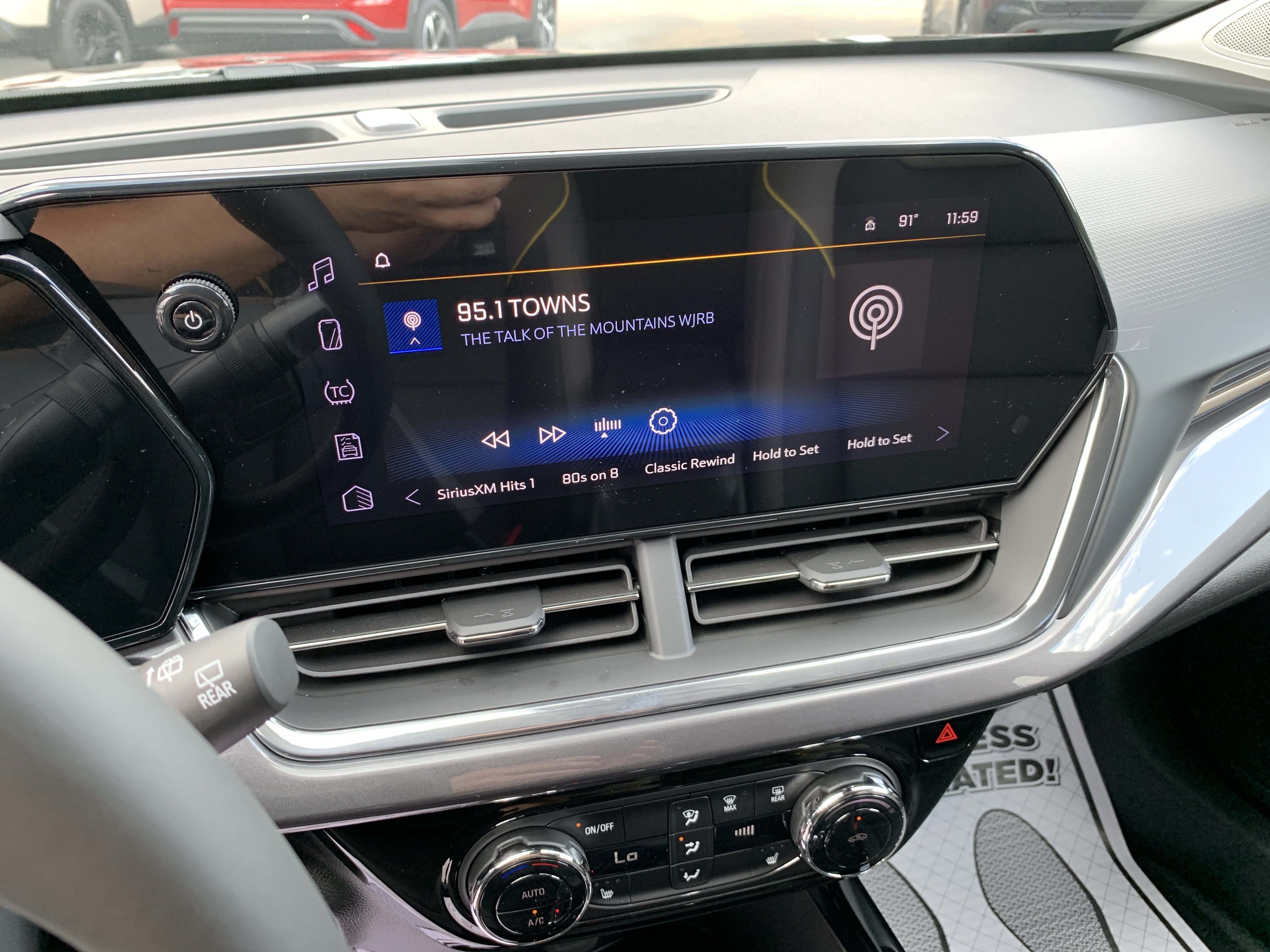 New 2026 Chevrolet Trax ACTIV w/ Driver Confidence Package FWD image 13