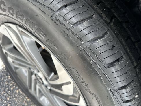 Used 2023 Hyundai Santa Fe SEL FWD image 7