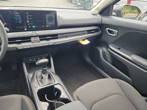 New 2026 Kia K4 FWD image 10