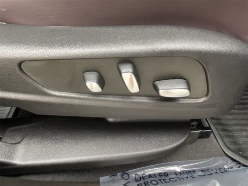 Certified 2023 Cadillac XT6 Premium Luxury w/ Technology Package image 13