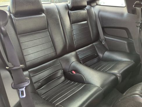 Used 2012 Ford Mustang Premium image 27