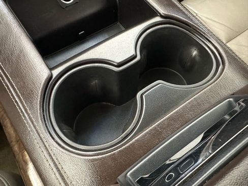 Used 2015 Chevrolet Tahoe LT image 37