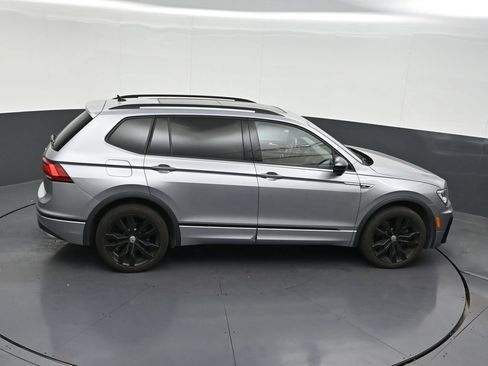 Used 2021 Volkswagen Tiguan SE R-Line FWD image 20