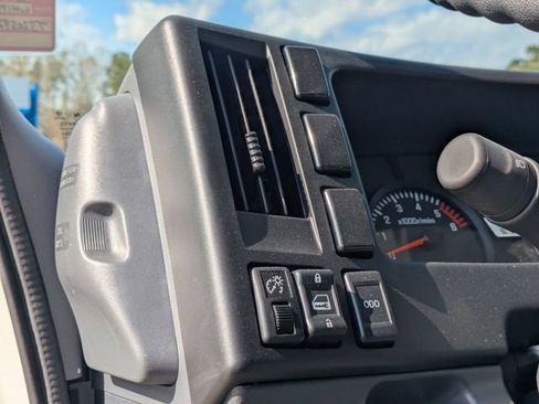 New 2026 Chevrolet Low Cab Forward RWD image 10