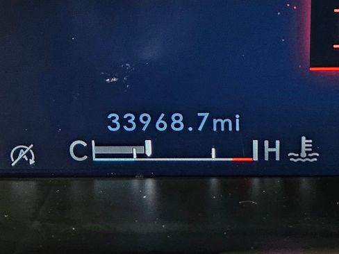 Used 2022 Lincoln Navigator Reserve image 32