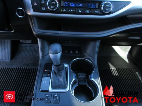 Certified 2018 Toyota Highlander XLE image 22