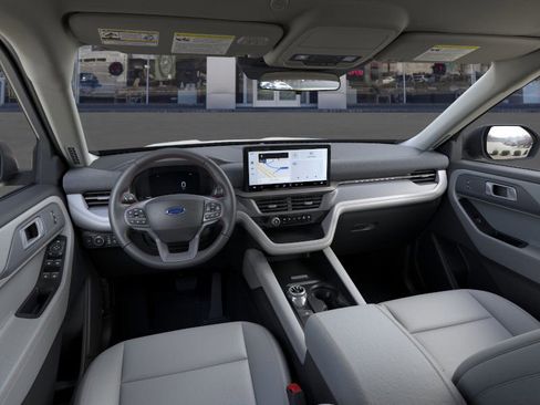 New 2025 Ford Explorer Active w/ Active Comfort Package image 9