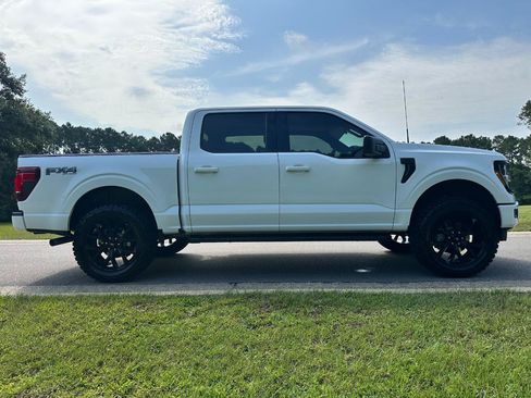 Used 2025 Ford F150 XLT w/ Equipment Group 301A Standard AWD/4WD image 4