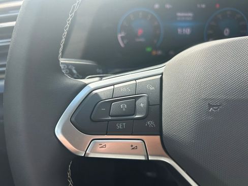 New 2026 Volkswagen Atlas SE image 16