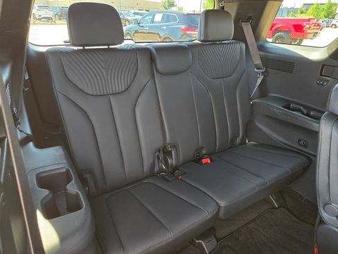 Used 2025 Hyundai Palisade Calligraphy AWD/4WD image 31