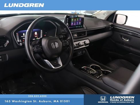 Used 2023 Honda Pilot Elite image 8