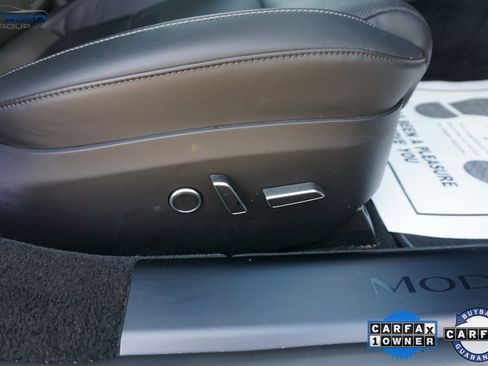 Used 2022 Tesla Model S Plaid image 30