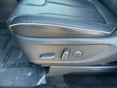 Used 2024 Hyundai Palisade SEL FWD image 10