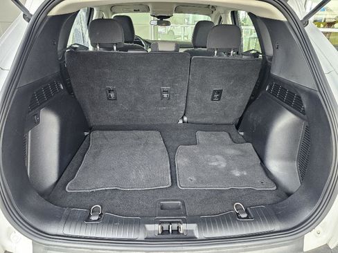 Used 2022 Ford Escape S image 15