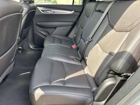 Used 2023 Cadillac XT6 Luxury image 15