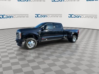 New 2026 Ford F350 Platinum w/ FX4 Off-Road Package