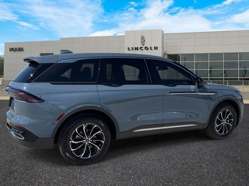 New 2026 Lincoln Nautilus Premier AWD/4WD image 3