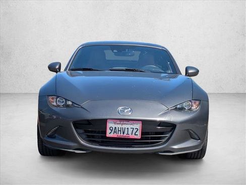Used 2017 MAZDA MX-5 Miata RF Grand Touring image 2