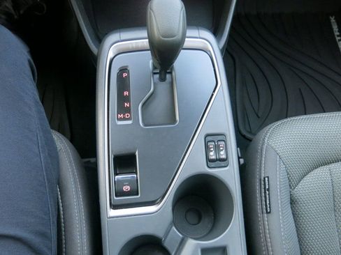 Used 2024 Subaru Crosstrek 2.0i Premium image 30