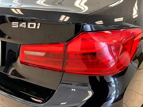 Used 2019 BMW 540i w/ M Sport Package RWD image 29