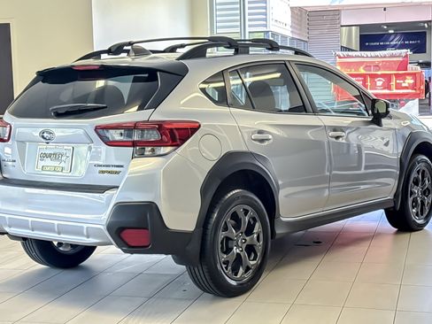 Used 2021 Subaru Crosstrek 2.5i Sport w/ Moonroof Package AWD/4WD image 4