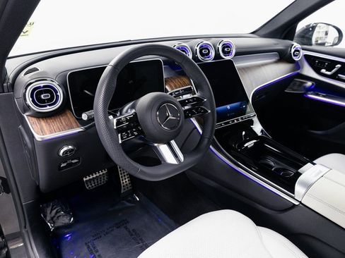 Certified 2026 Mercedes-Benz GLC 300 4MATIC image 9