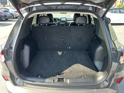 Used 2021 Ford Escape SEL image 21