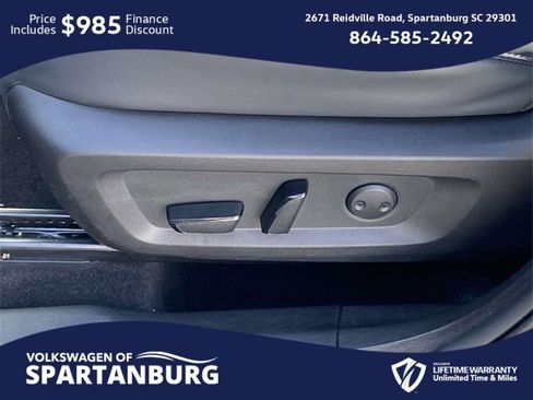 Used 2024 Mitsubishi Outlander SE image 15