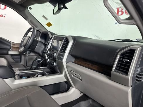 Certified 2018 Ford F150 Lariat w/ Equipment Group 502A Luxury image 17
