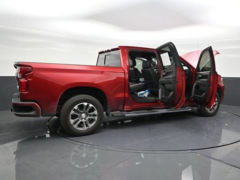 Used 2024 Chevrolet Silverado 1500 High Country RWD image 28
