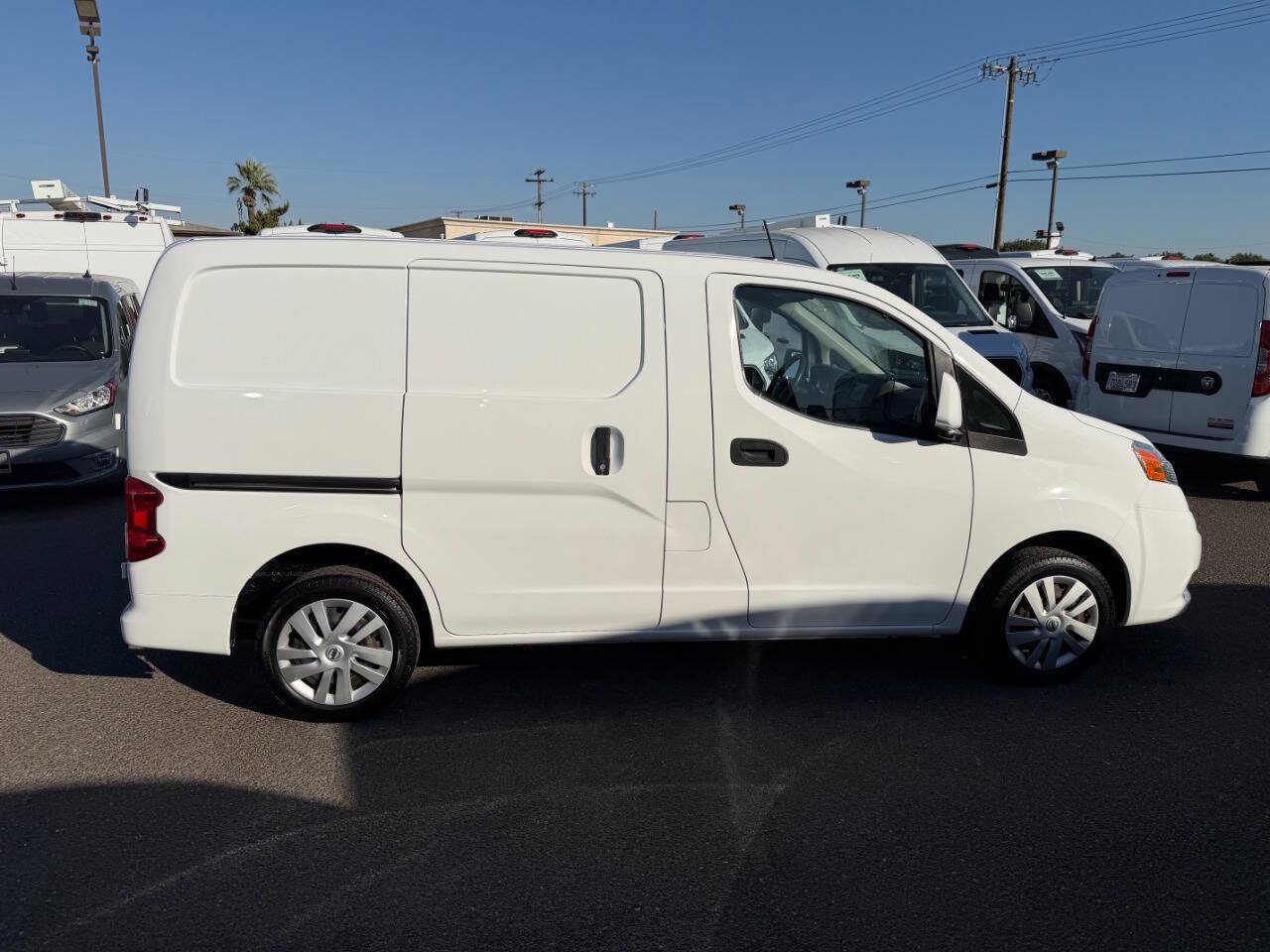 Used 2020 Nissan NV200 SV FWD image 6
