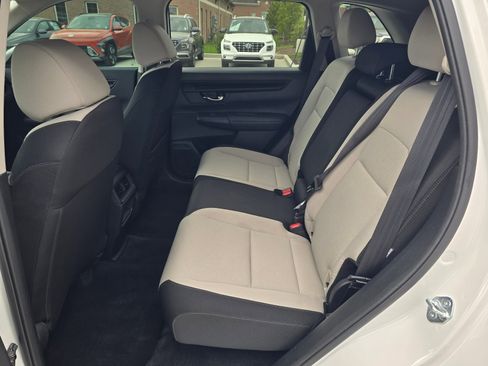 Used 2025 Honda CR-V EX image 10