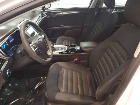 Used 2013 Ford Fusion SE image 10