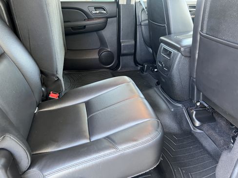 Used 2011 Chevrolet Silverado 3500 LTZ AWD/4WD image 16