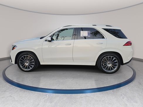 Used 2024 Mercedes-Benz GLE 350 4MATIC image 7